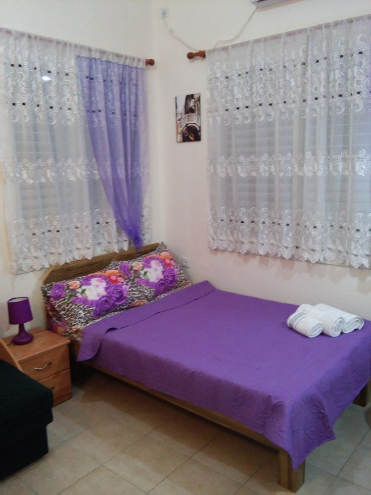 Guest House Orlihome Хайфа Экстерьер фото