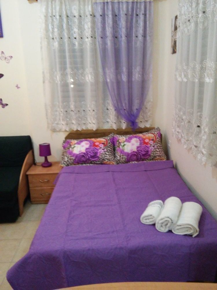 Guest House Orlihome Хайфа Экстерьер фото